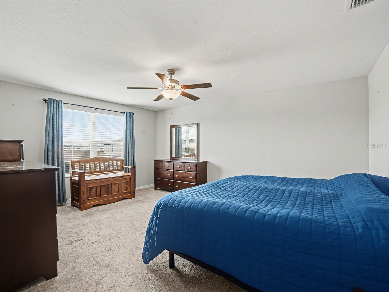 Image 14 of 35 For 509 Royal Empress Drive