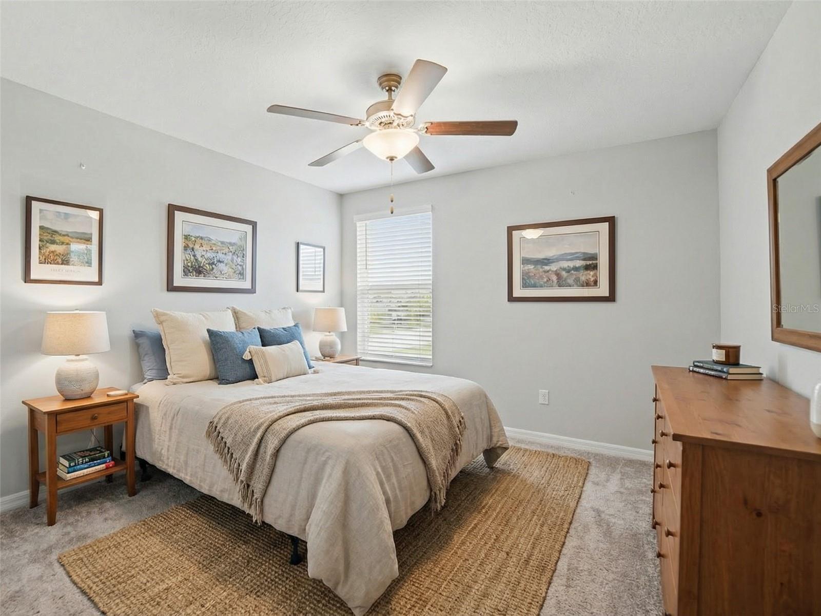 Image 23 of 35 For 509 Royal Empress Drive