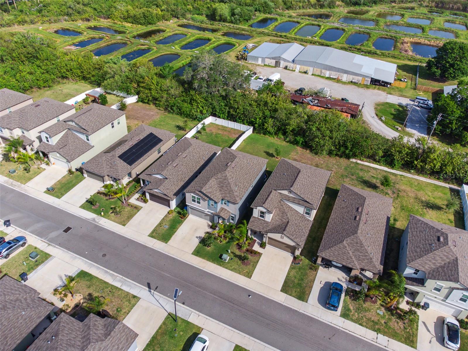 Image 30 of 35 For 509 Royal Empress Drive