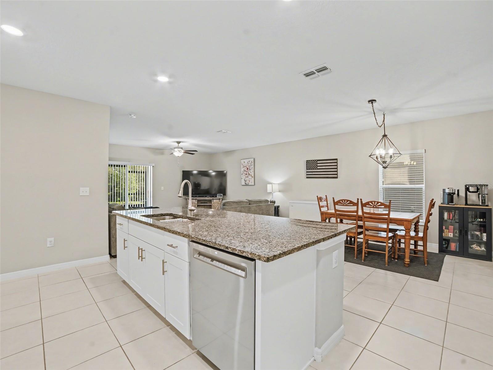 Image 6 of 35 For 509 Royal Empress Drive