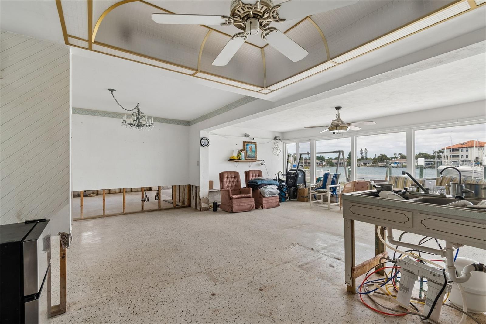 Image 12 of 56 For 15 Bellevue Drive