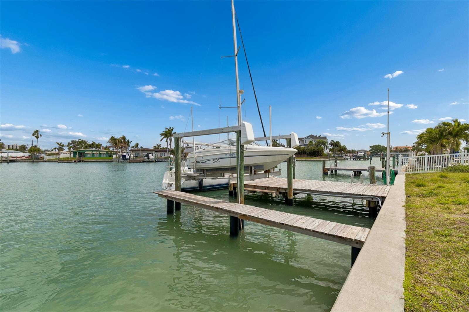 Image 37 of 56 For 15 Bellevue Drive