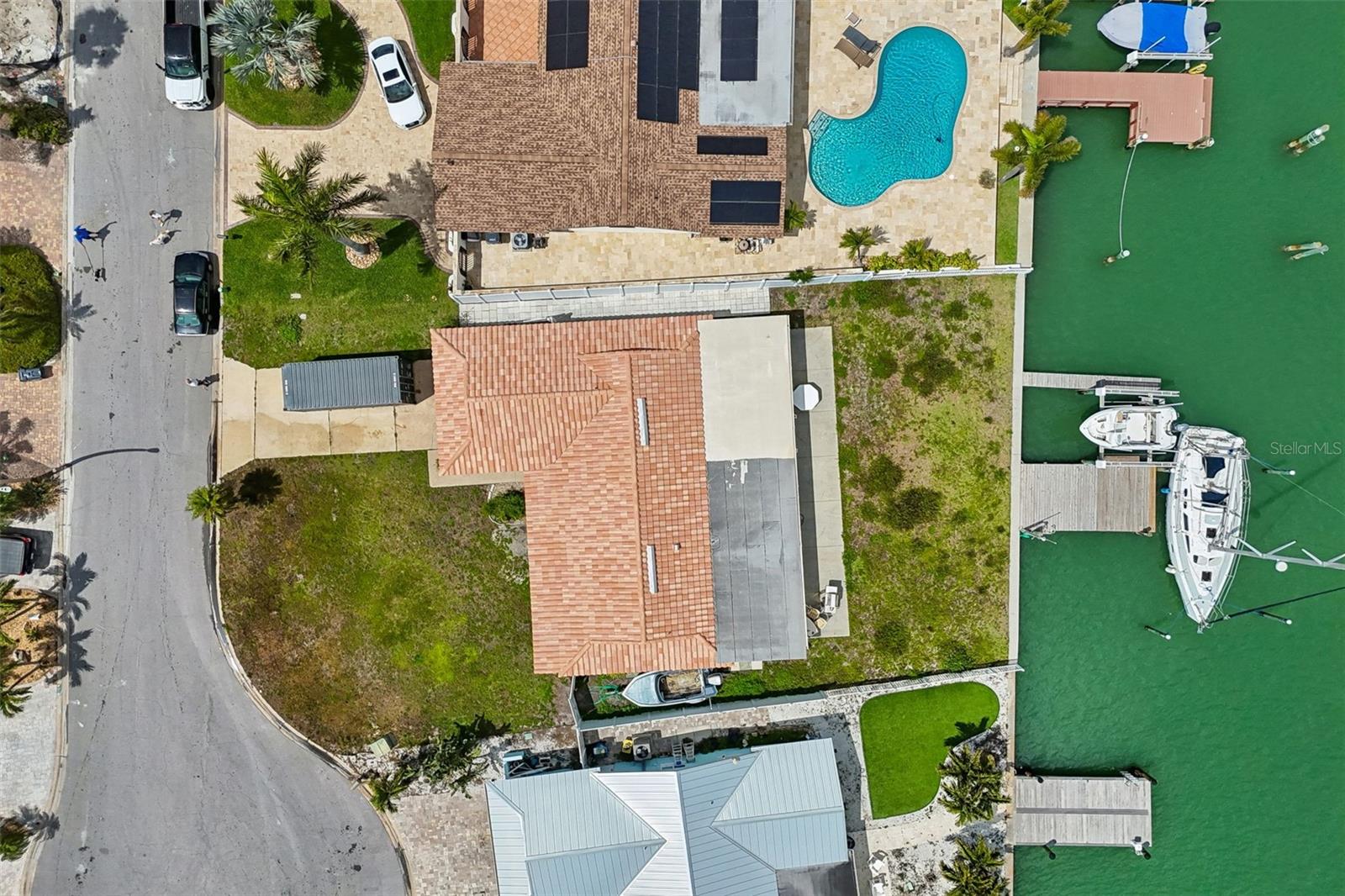 Image 46 of 56 For 15 Bellevue Drive