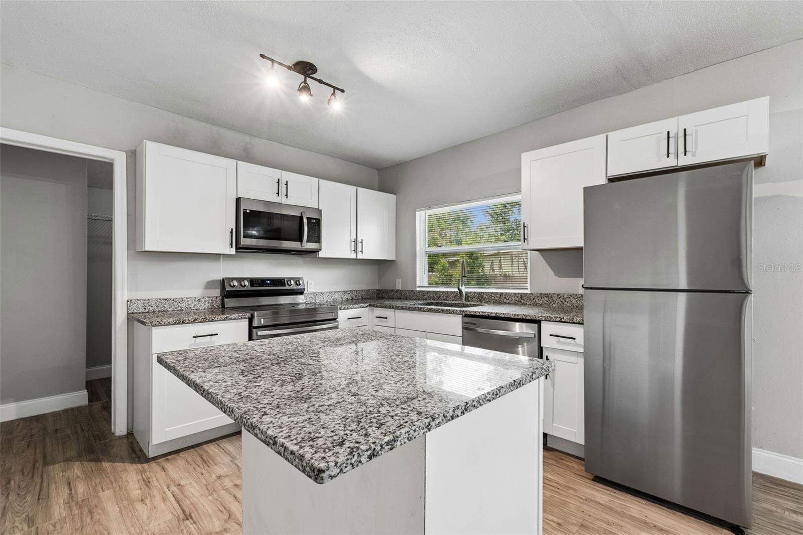 Image 17 of 72 For 8008 12th Street