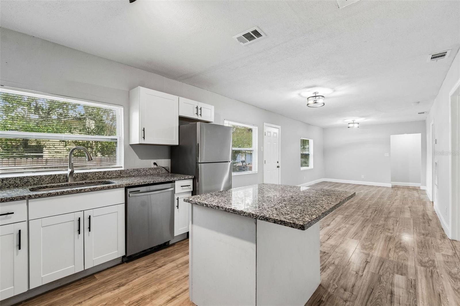 Image 18 of 72 For 8008 12th Street