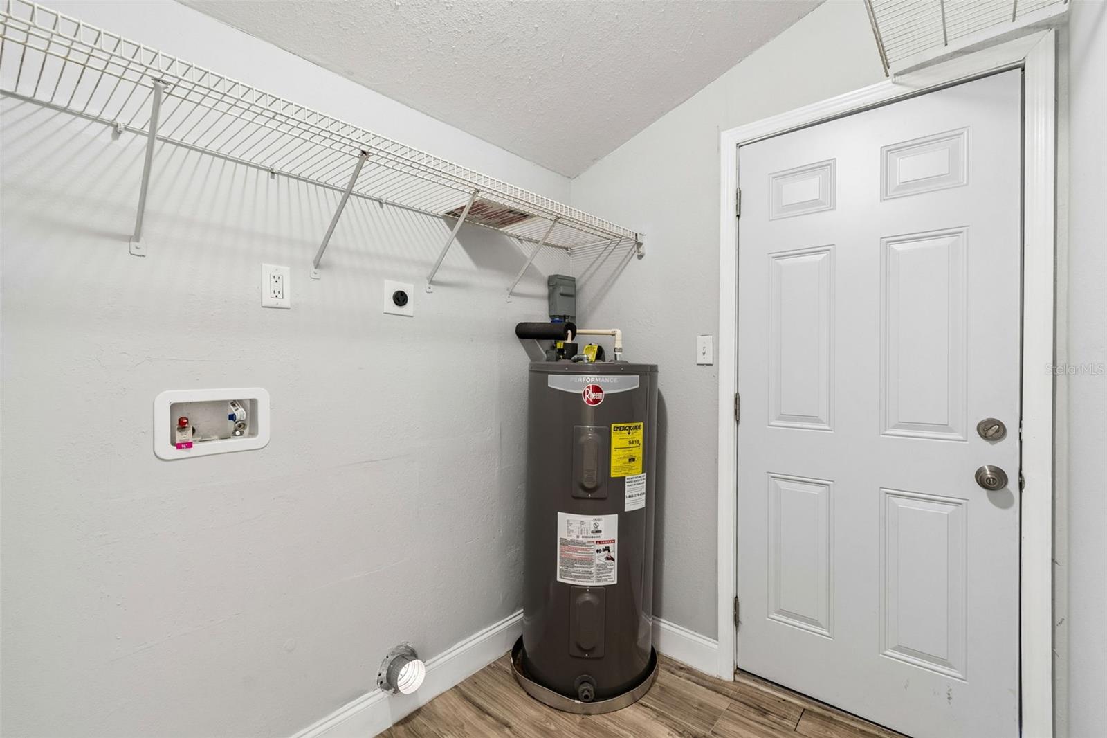 Image 24 of 72 For 8008 12th Street