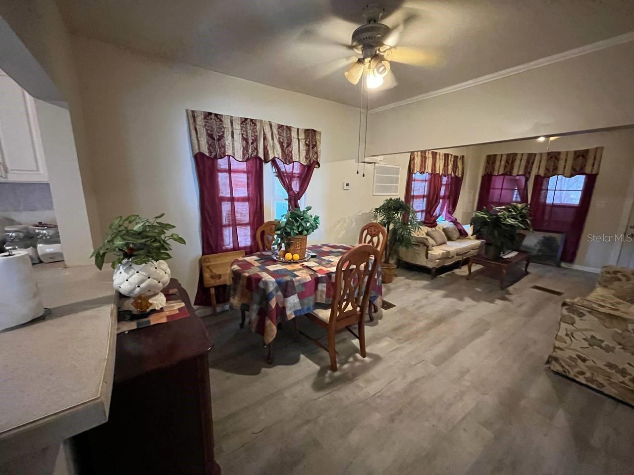 Image 11 of 37 For 780 Maple Avenue