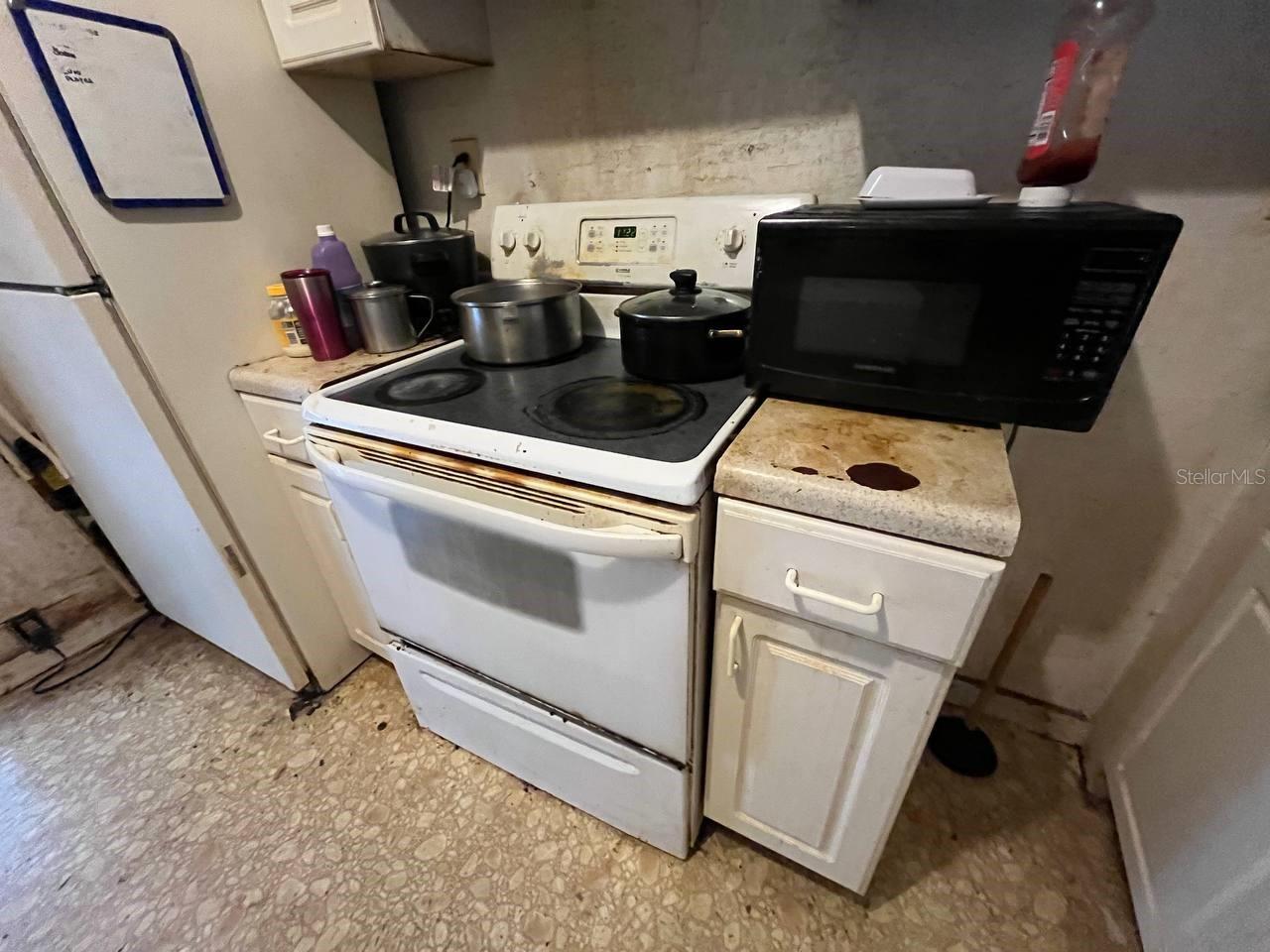 Image 7 of 37 For 780 Maple Avenue