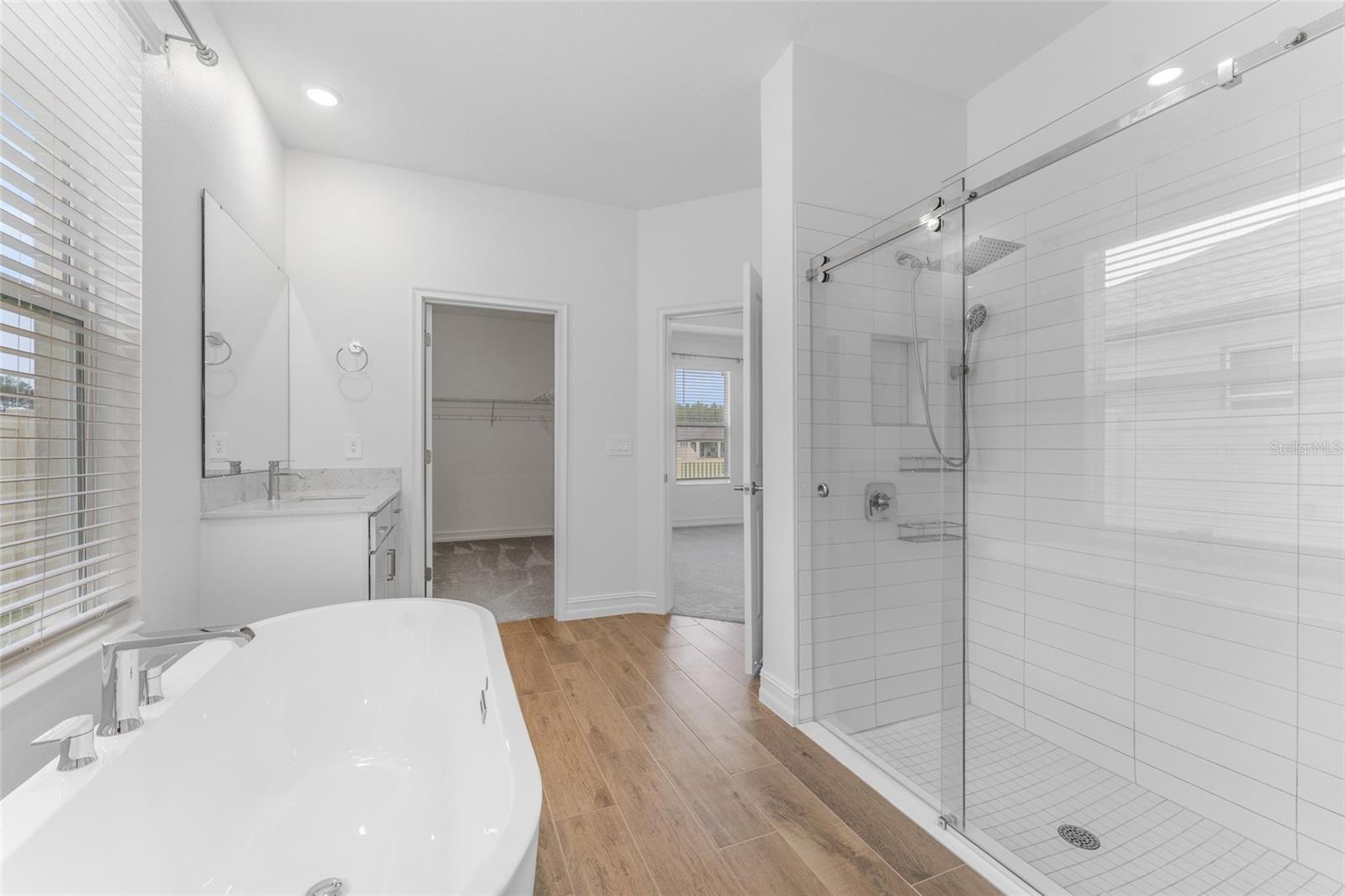 Listing photo id 15 for 18255 Serene Lake Loop