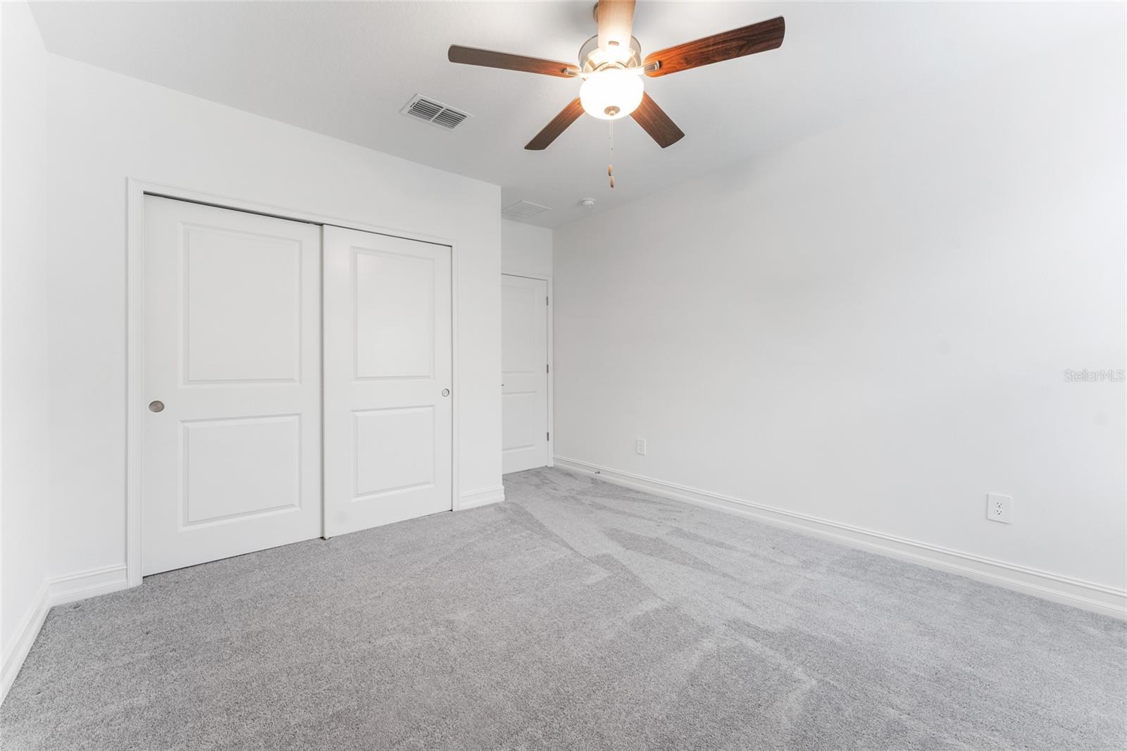 Listing photo id 20 for 18255 Serene Lake Loop