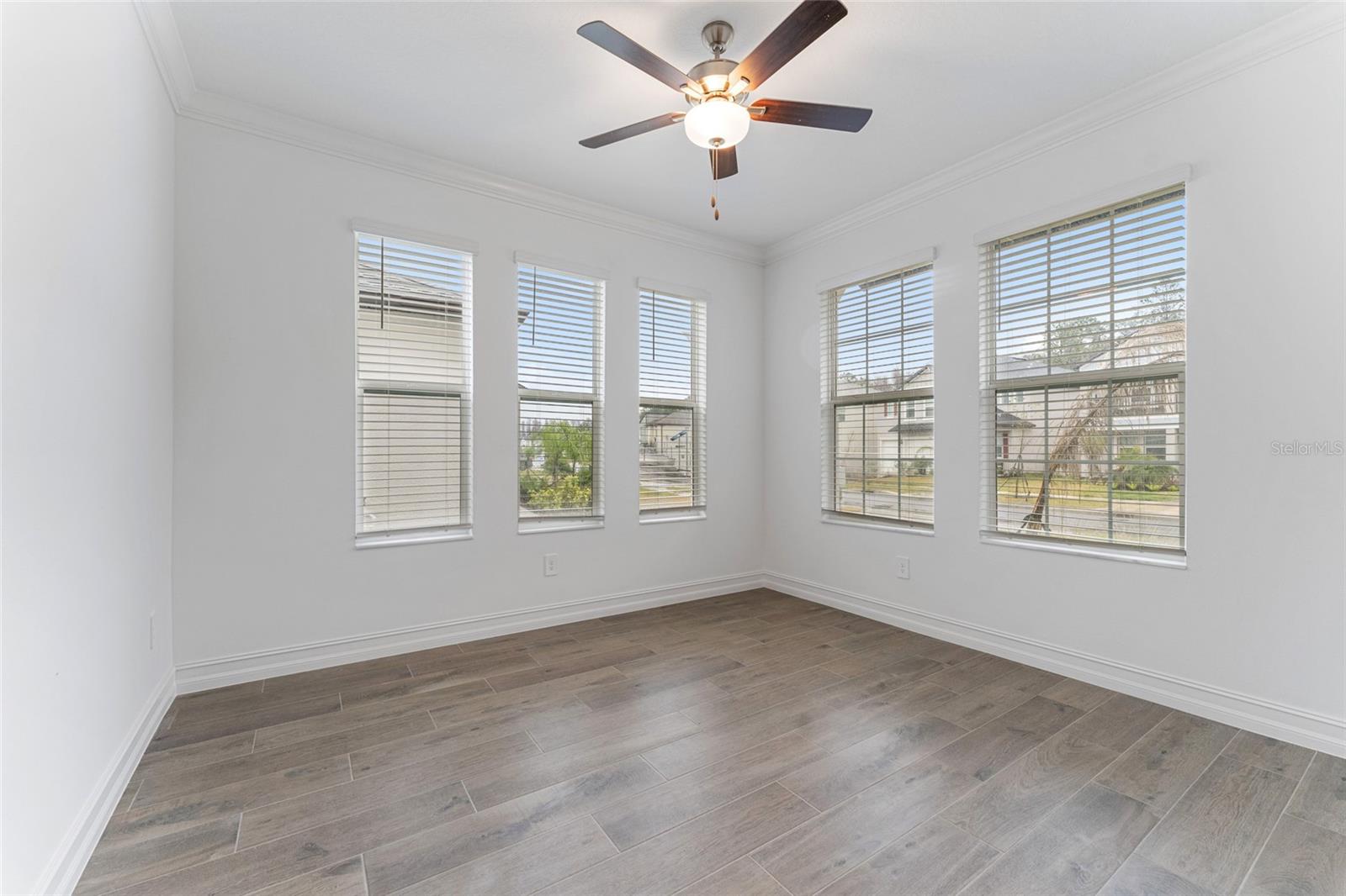 Listing photo id 3 for 18255 Serene Lake Loop