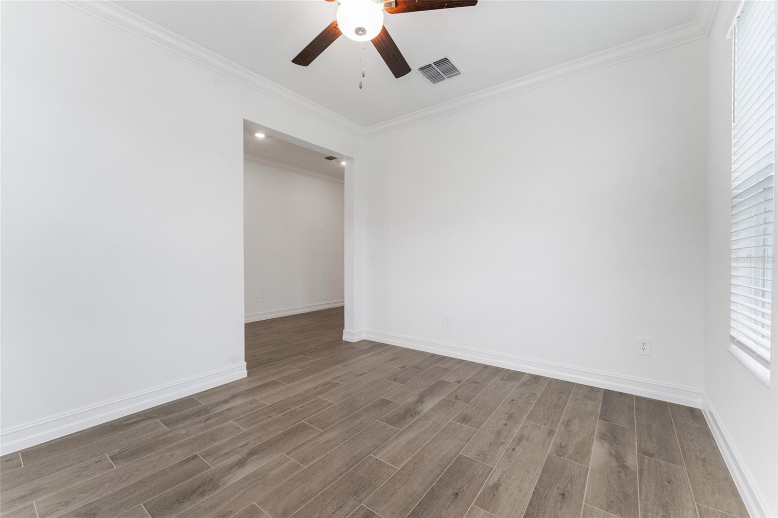 Listing photo id 4 for 18255 Serene Lake Loop