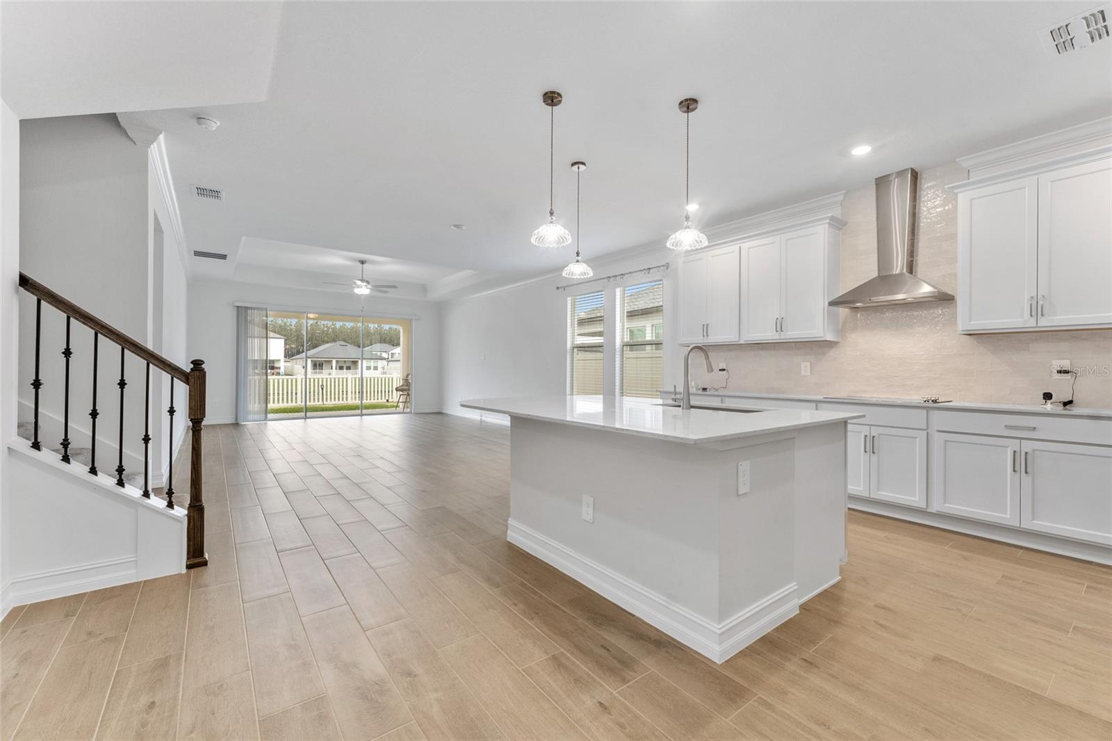 Listing photo id 5 for 18255 Serene Lake Loop