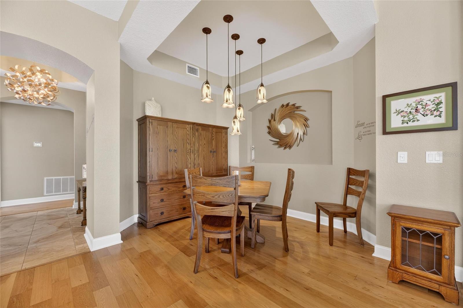 Image 12 of 77 For 1351 Emerald Dunes Drive 1351