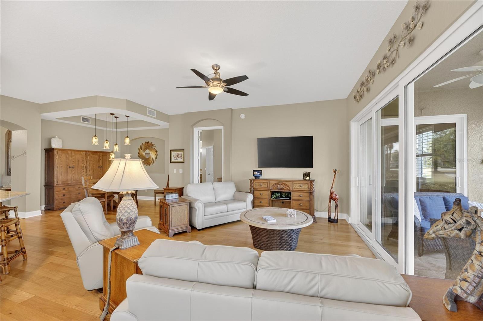 Image 18 of 77 For 1351 Emerald Dunes Drive 1351