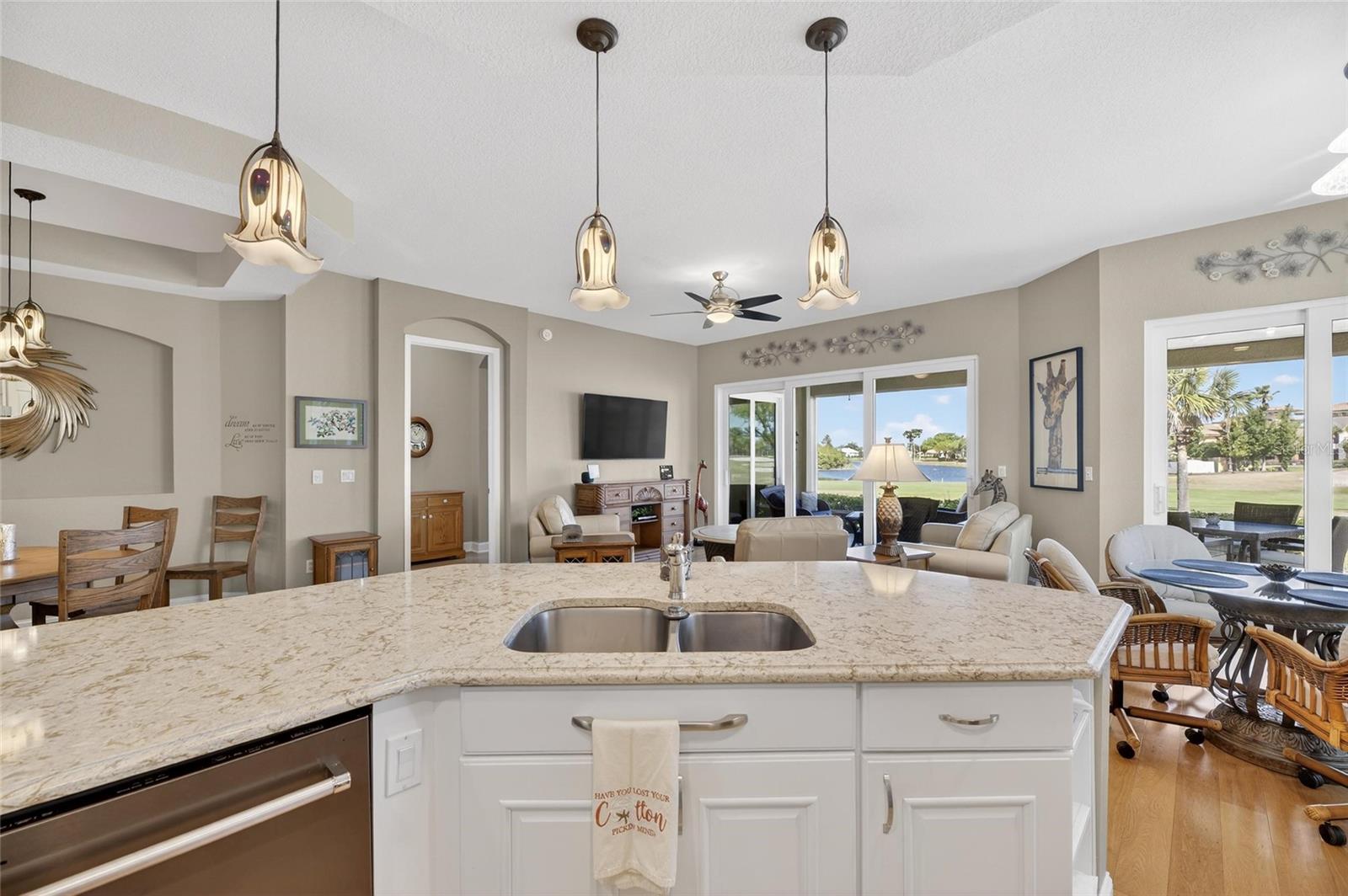 Image 27 of 77 For 1351 Emerald Dunes Drive 1351