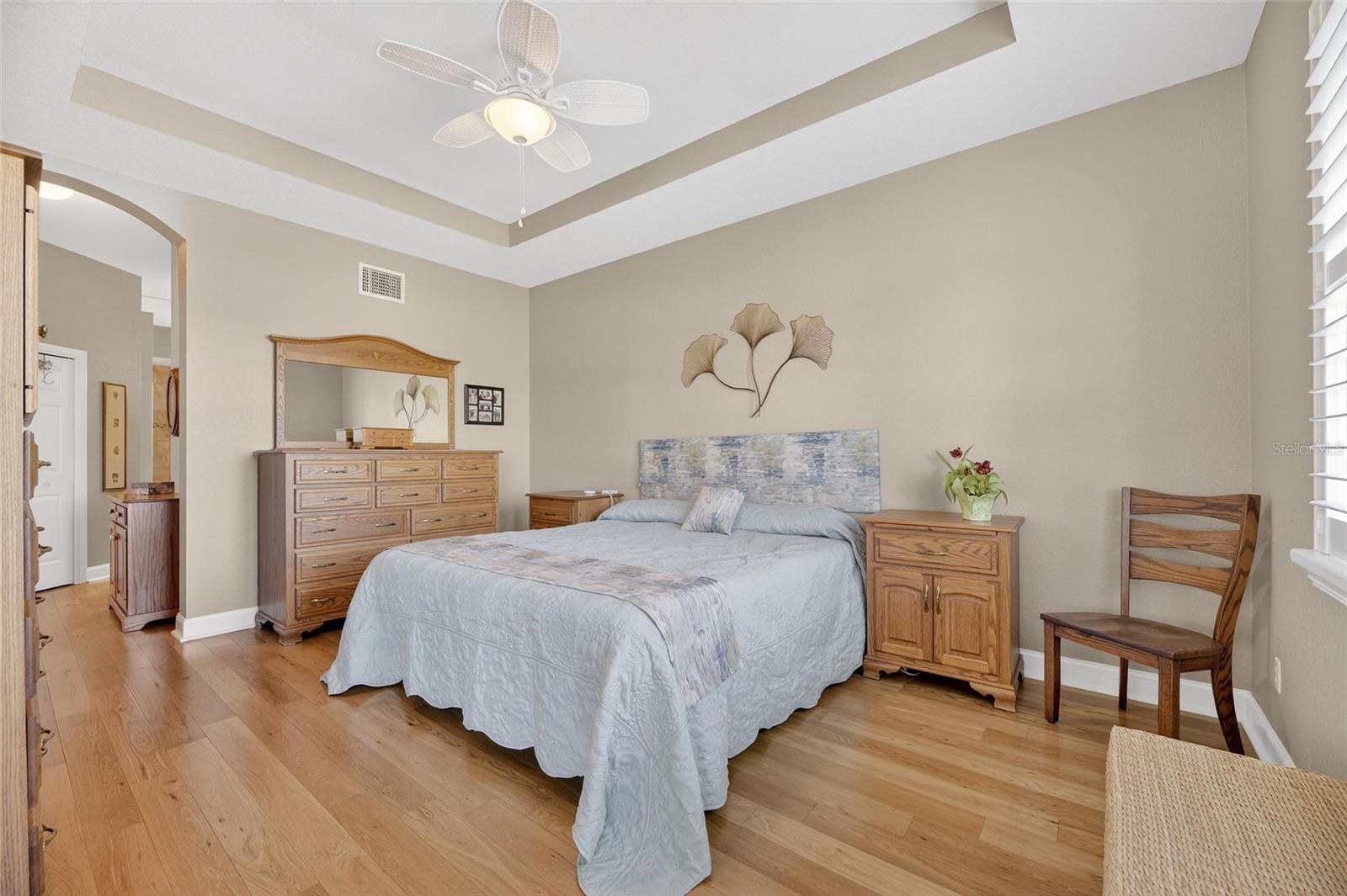 Image 32 of 77 For 1351 Emerald Dunes Drive 1351