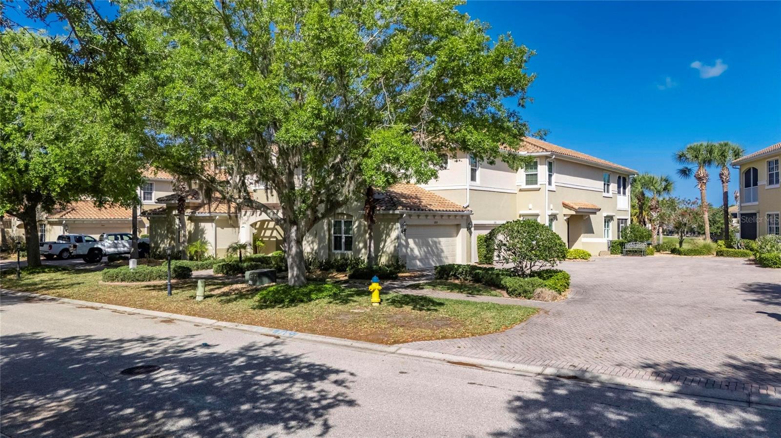 Image 62 of 77 For 1351 Emerald Dunes Drive 1351