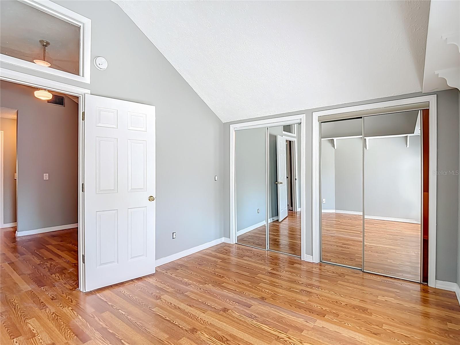 Image 33 of 70 For 2445 Glenview Drive