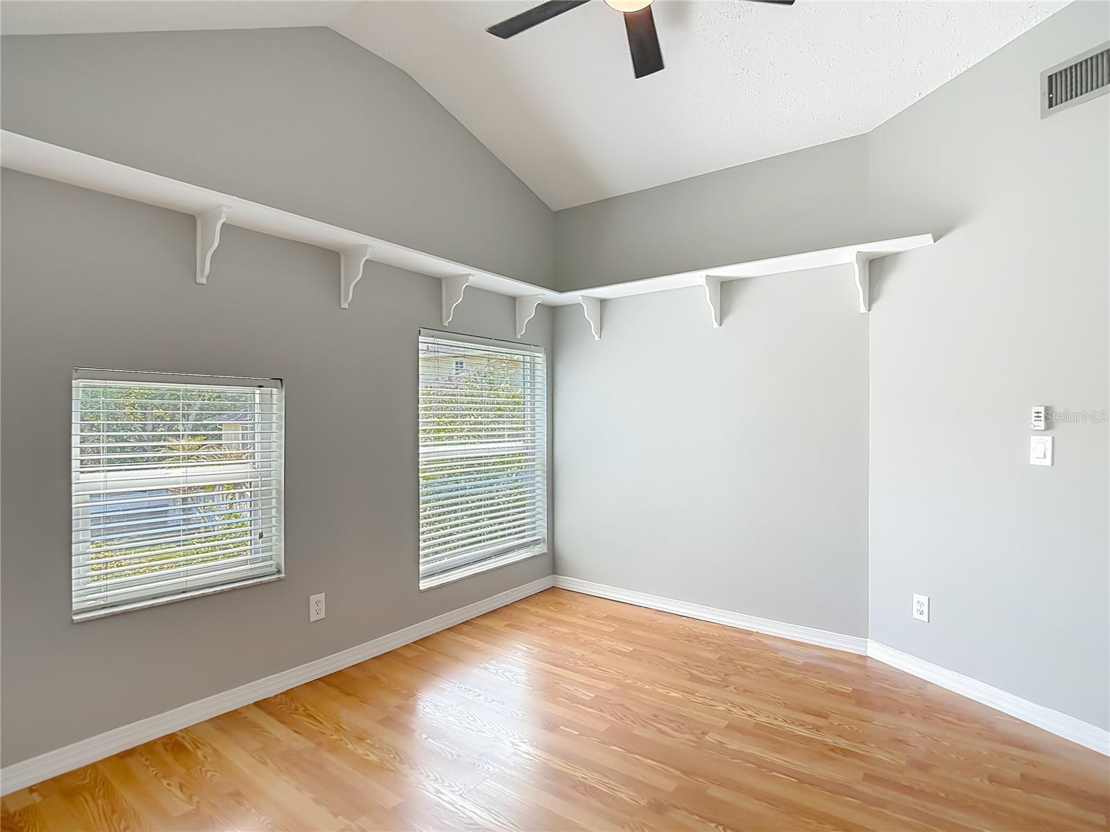 Image 35 of 70 For 2445 Glenview Drive