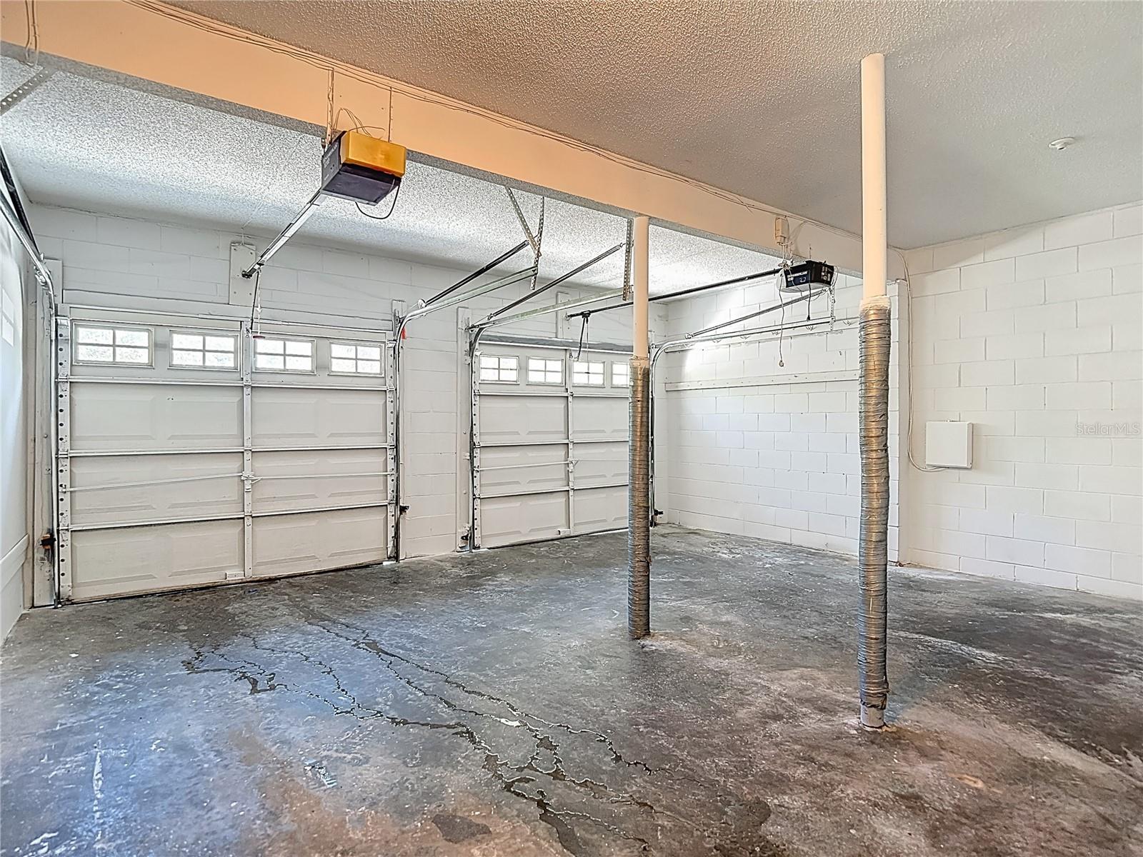 Image 51 of 70 For 2445 Glenview Drive