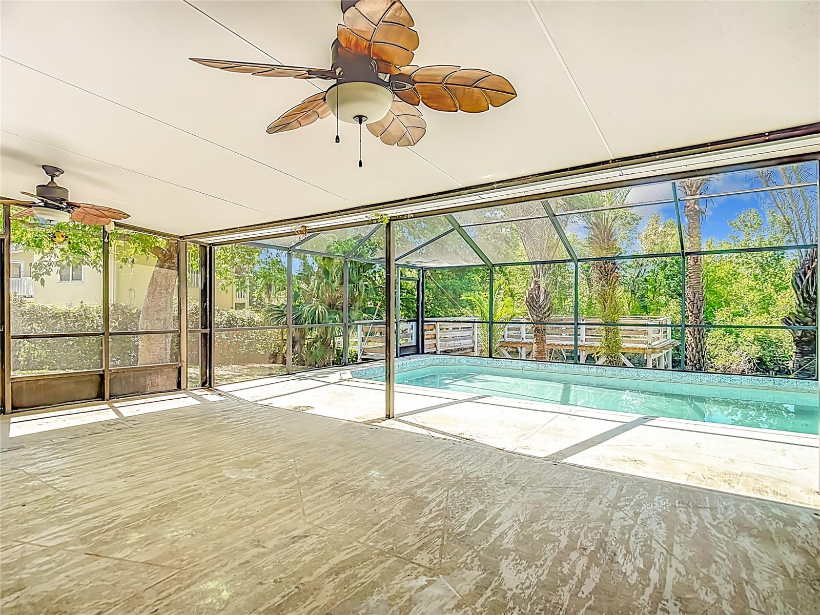 Image 54 of 70 For 2445 Glenview Drive