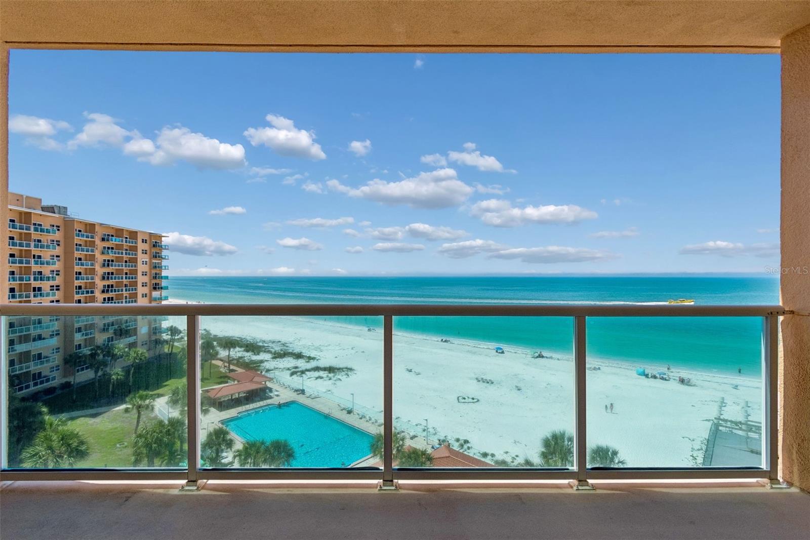 Image 17 of 42 For 880 Mandalay Ave  N703