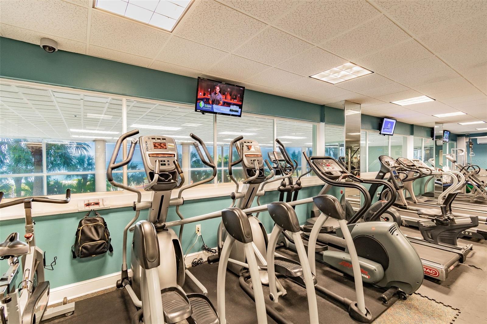 Image 34 of 42 For 880 Mandalay Ave  N703