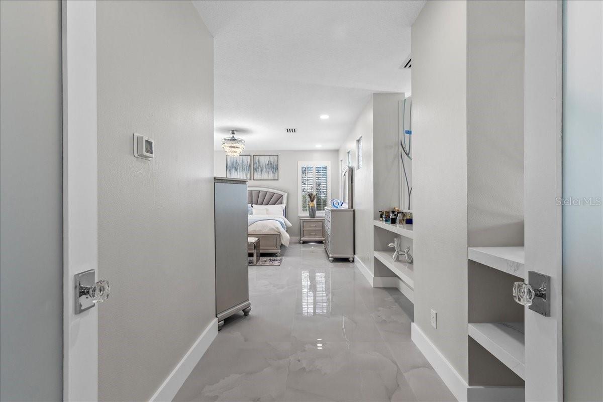 Image 30 of 73 For 375 Wellington Avenue