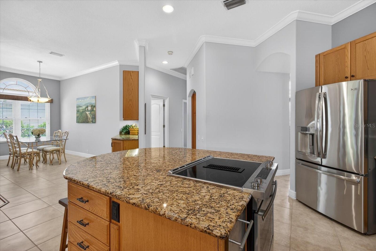 Image 34 of 98 For 4052 Capitol Drive