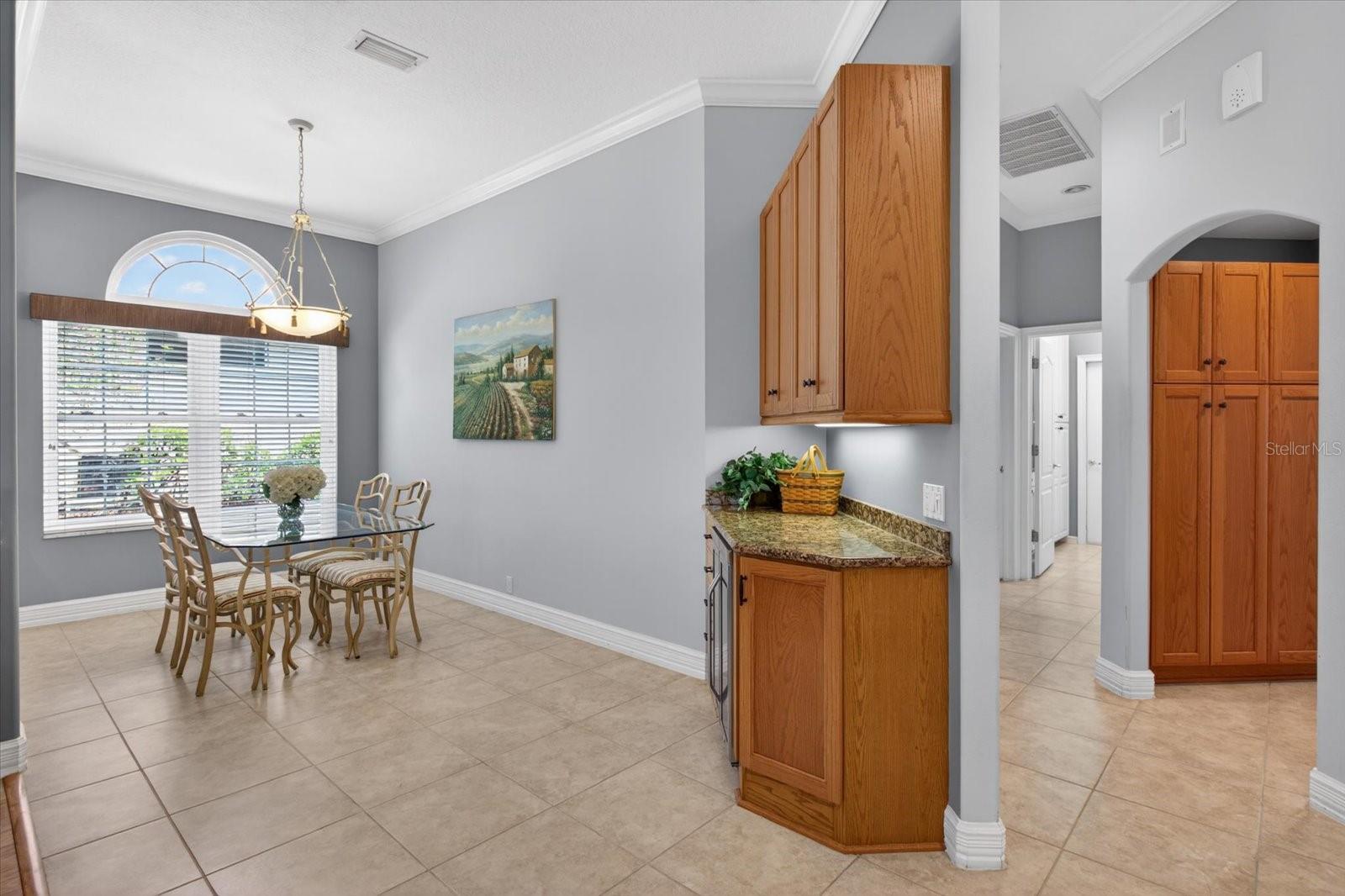 Image 38 of 98 For 4052 Capitol Drive