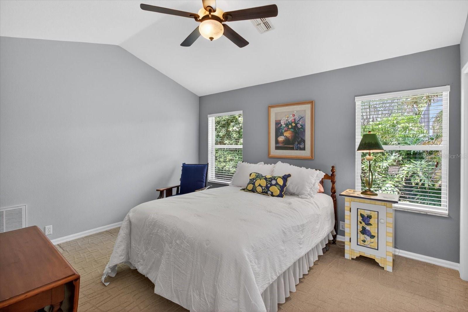 Image 57 of 98 For 4052 Capitol Drive