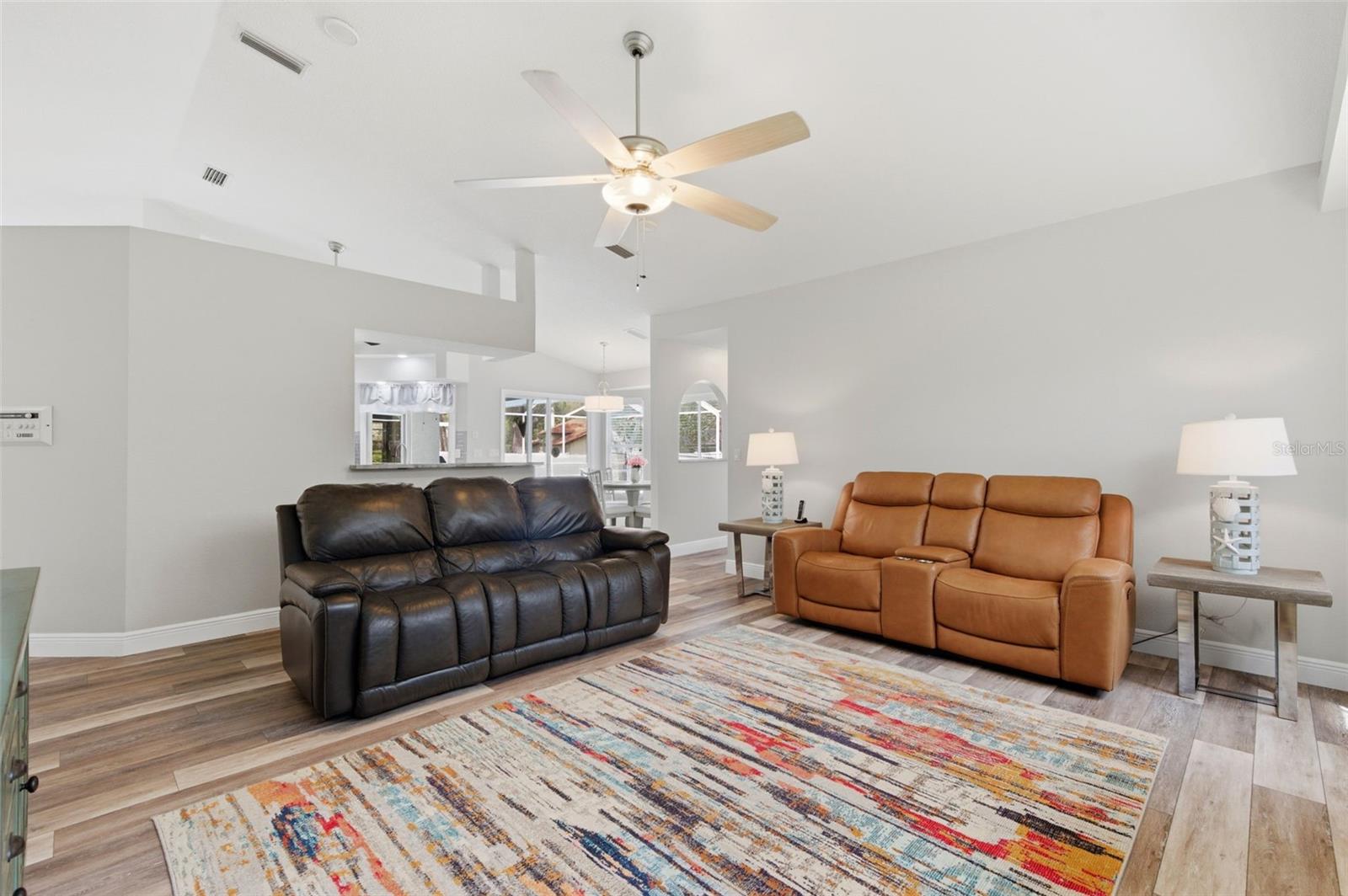 Image 47 of 72 For 18143 Winding Oaks Boulevard