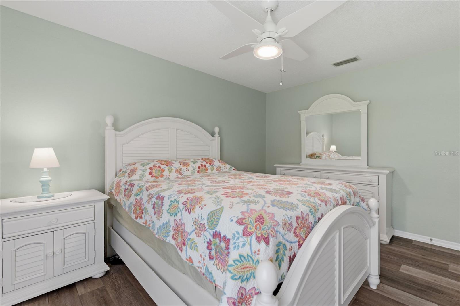 Image 51 of 72 For 18143 Winding Oaks Boulevard