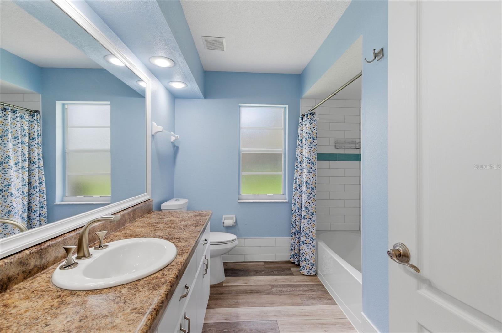 Image 52 of 72 For 18143 Winding Oaks Boulevard