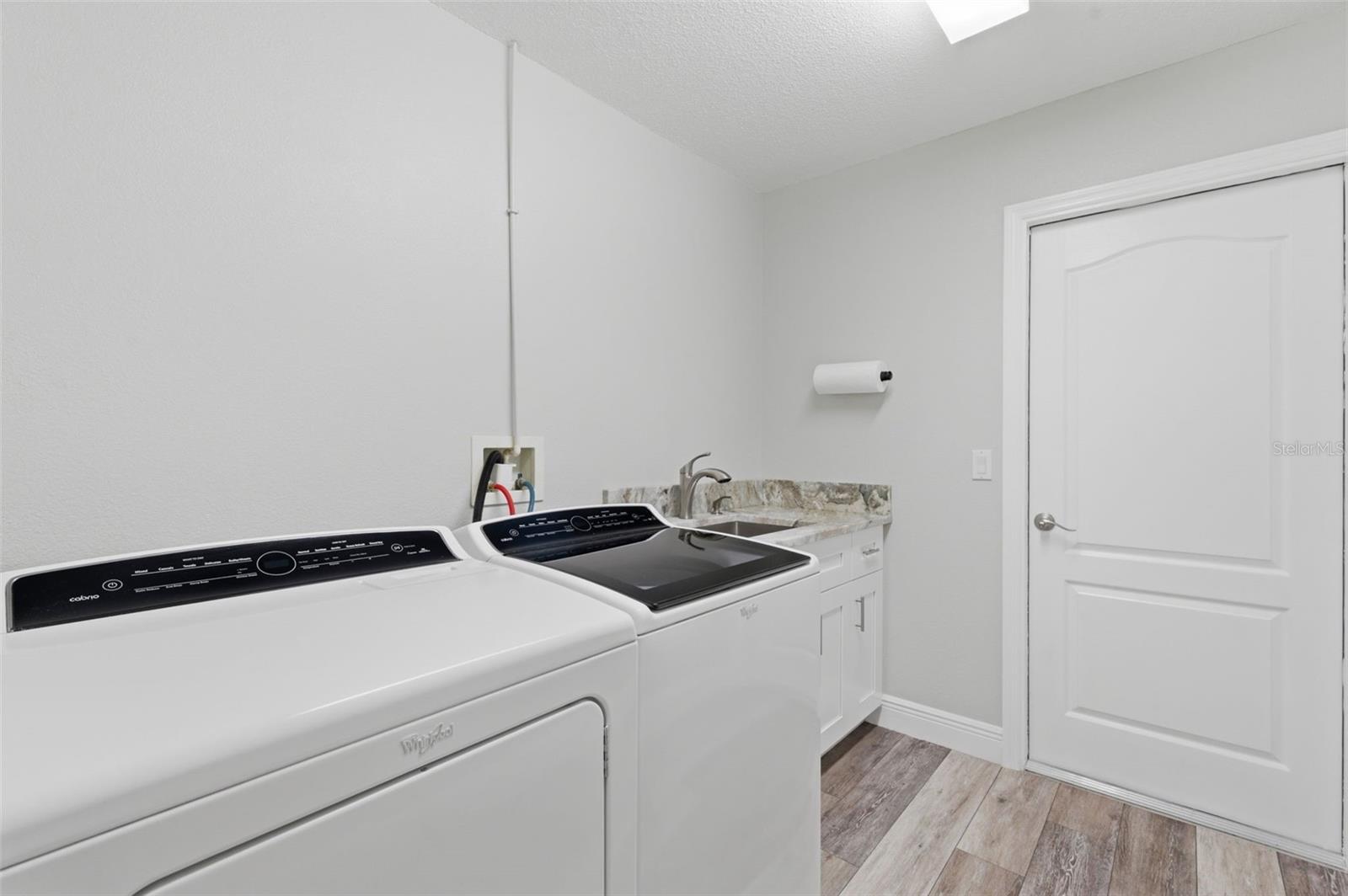 Image 56 of 72 For 18143 Winding Oaks Boulevard