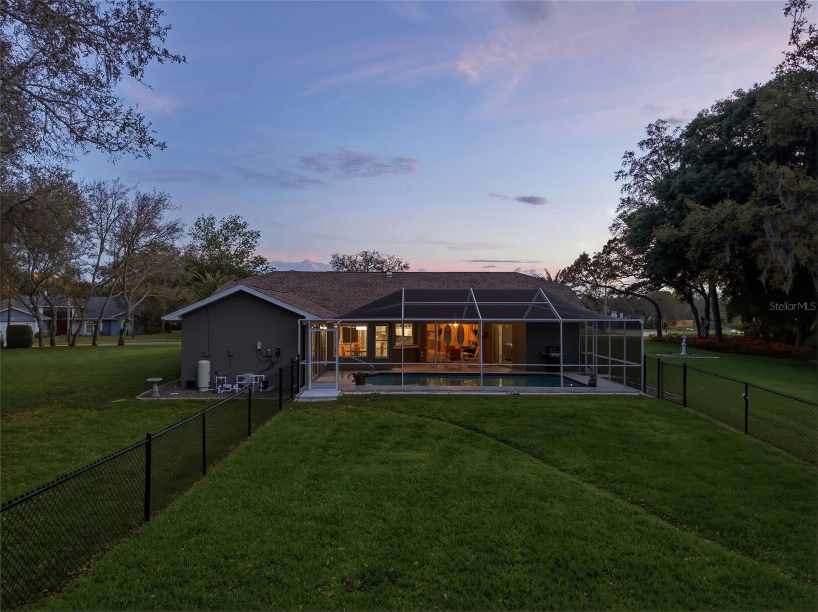 Image 7 of 72 For 18143 Winding Oaks Boulevard