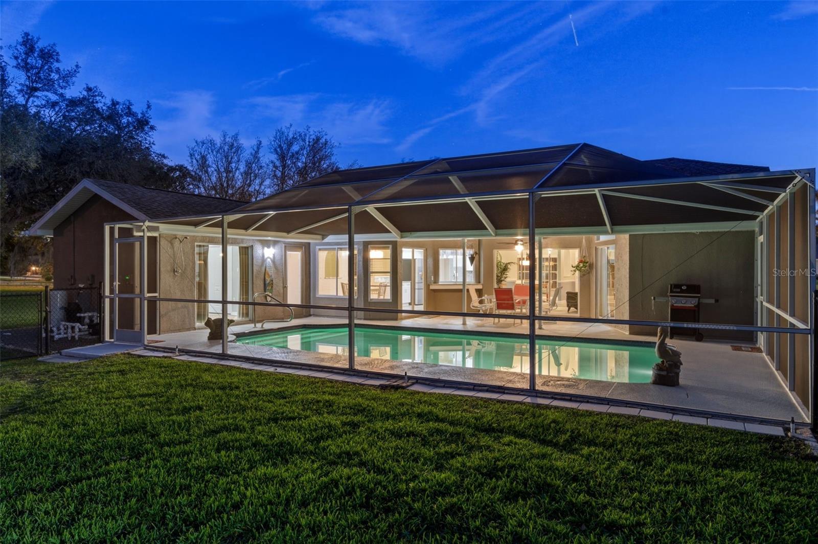 Image 8 of 72 For 18143 Winding Oaks Boulevard