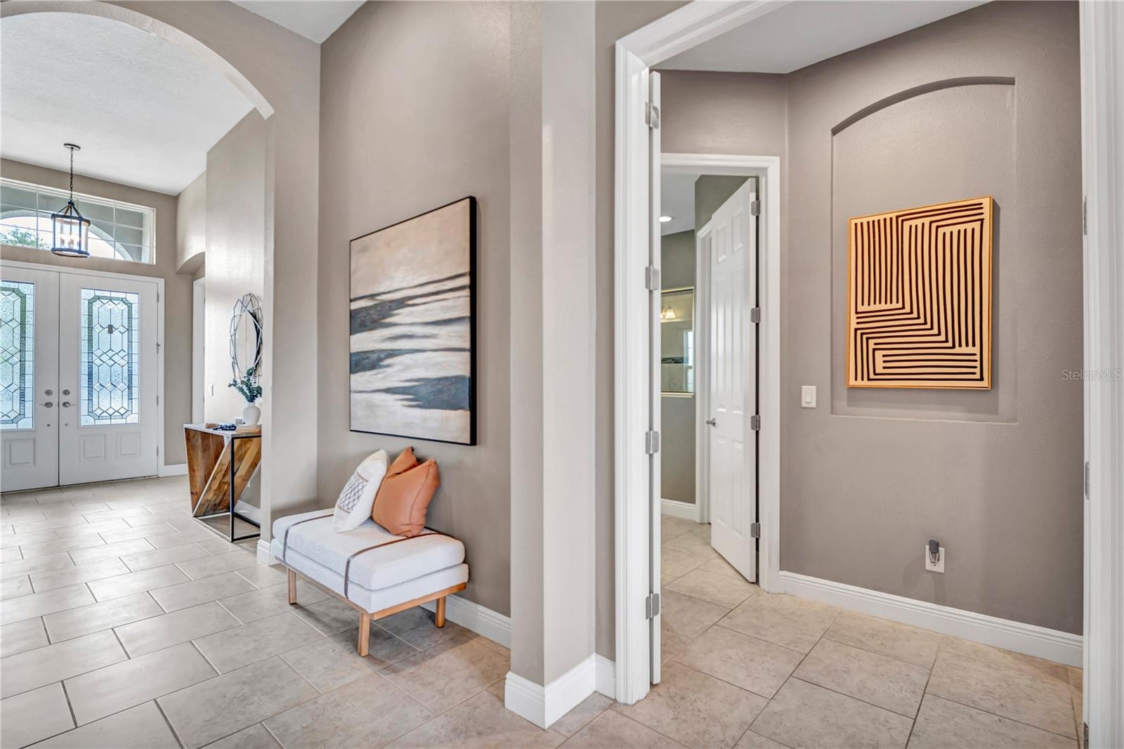 Listing photo id 10 for 32697 Natural Bridge Road