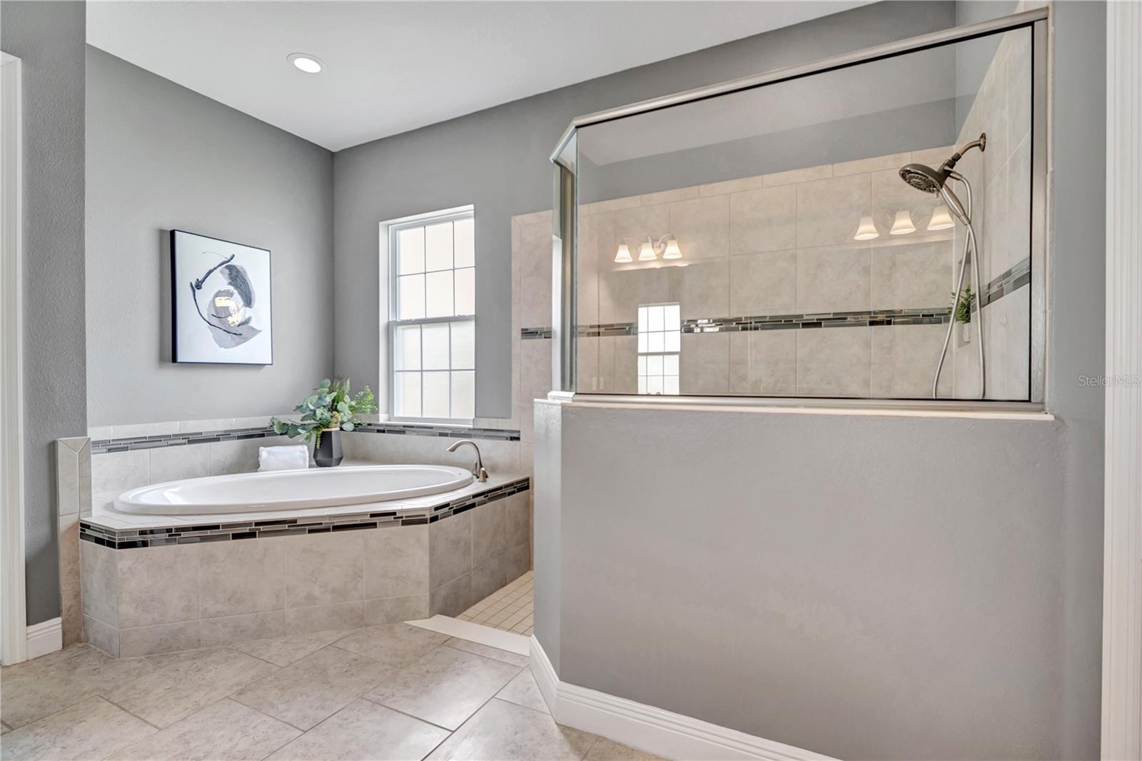 Listing photo id 17 for 32697 Natural Bridge Road