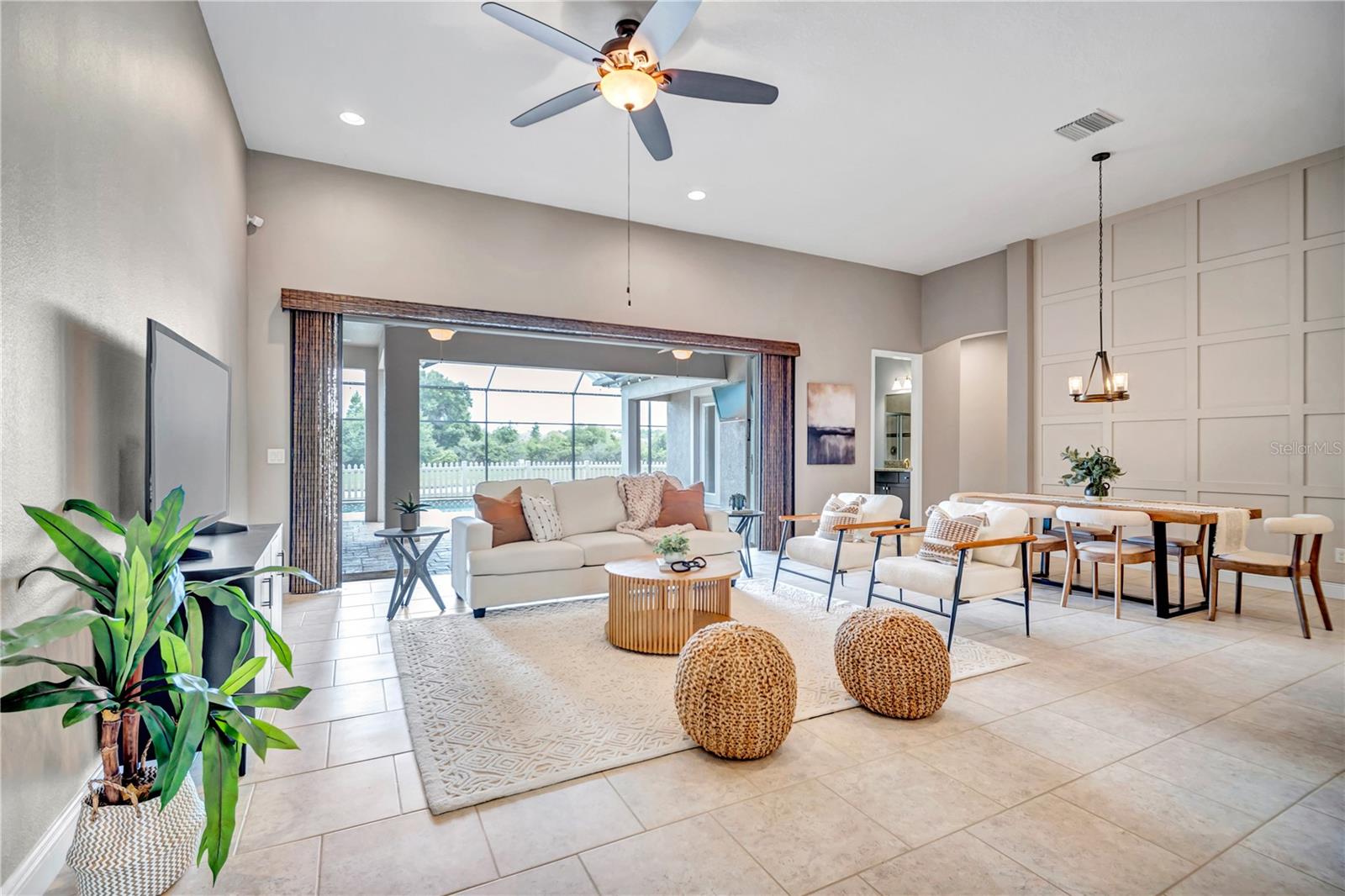 Listing photo id 0 for 32697 Natural Bridge Road