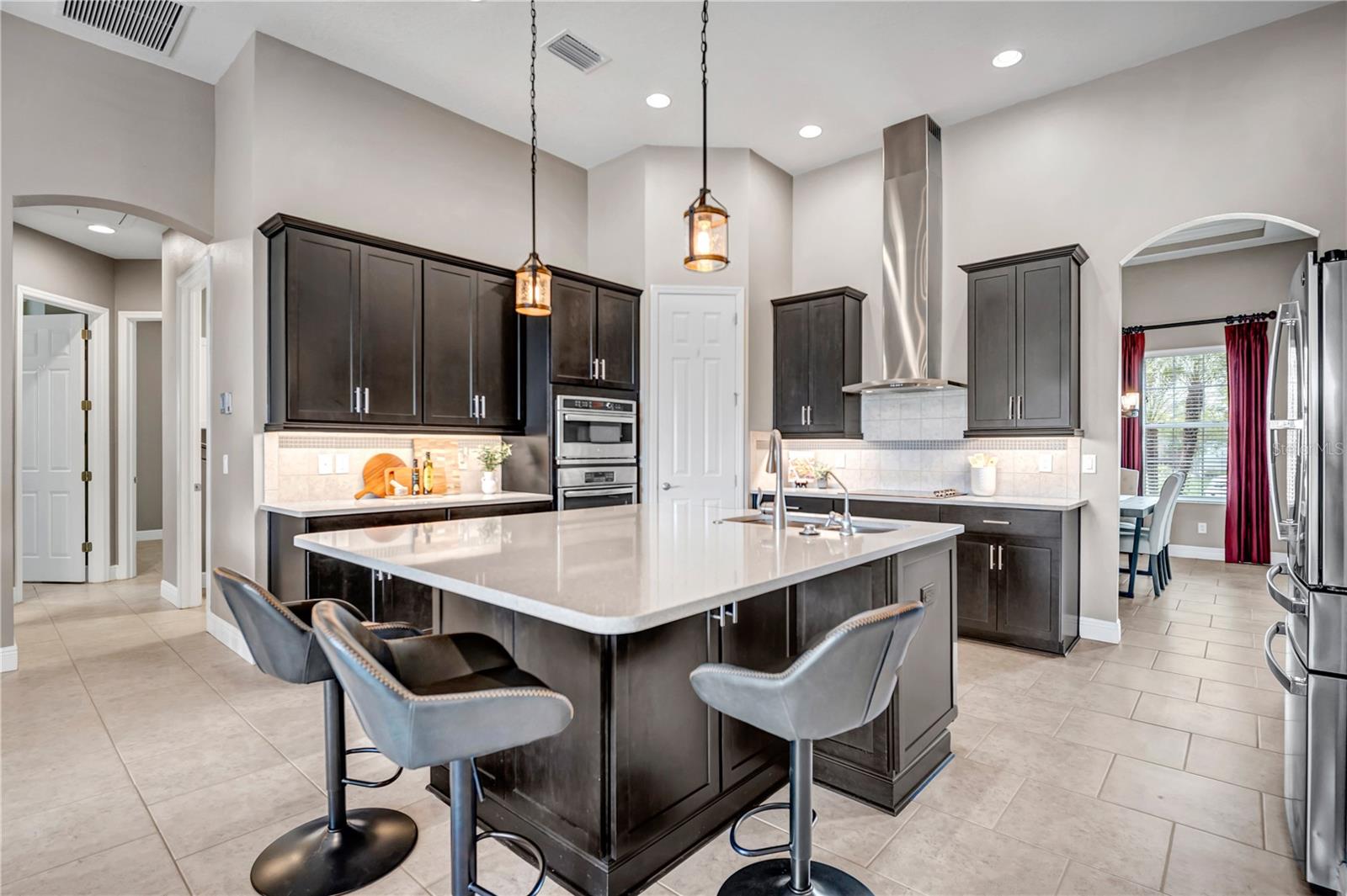 Listing photo id 21 for 32697 Natural Bridge Road