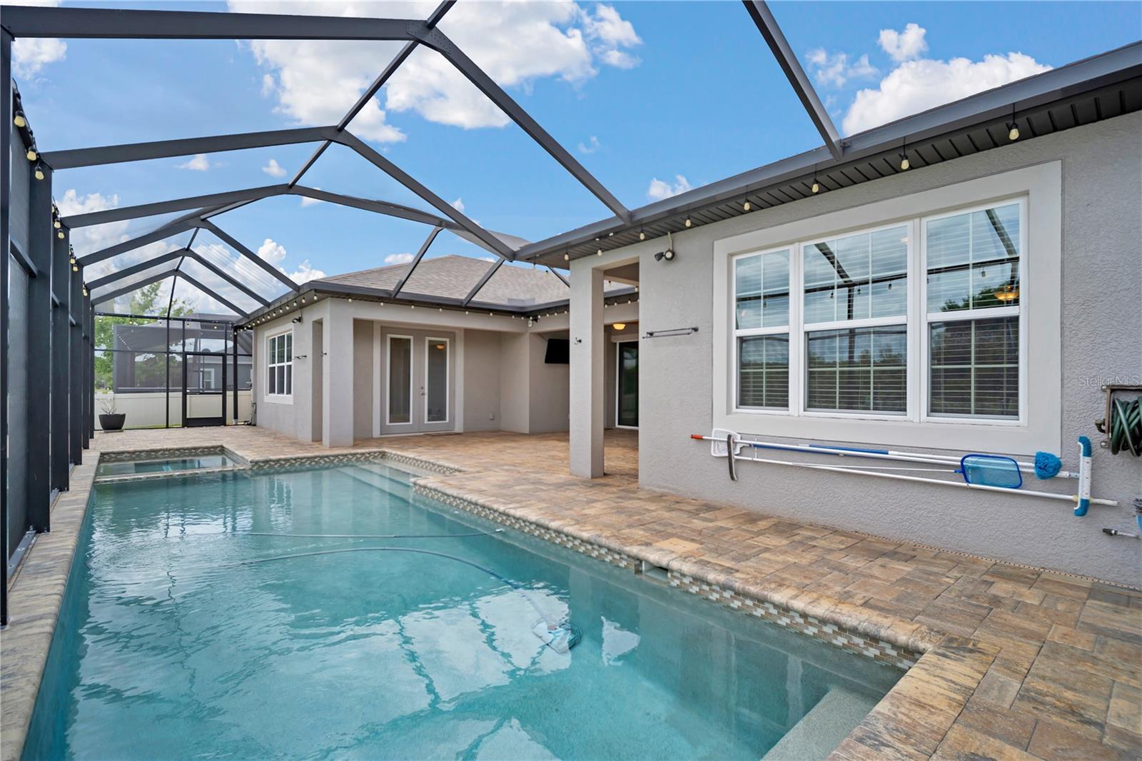 Listing photo id 2 for 32697 Natural Bridge Road