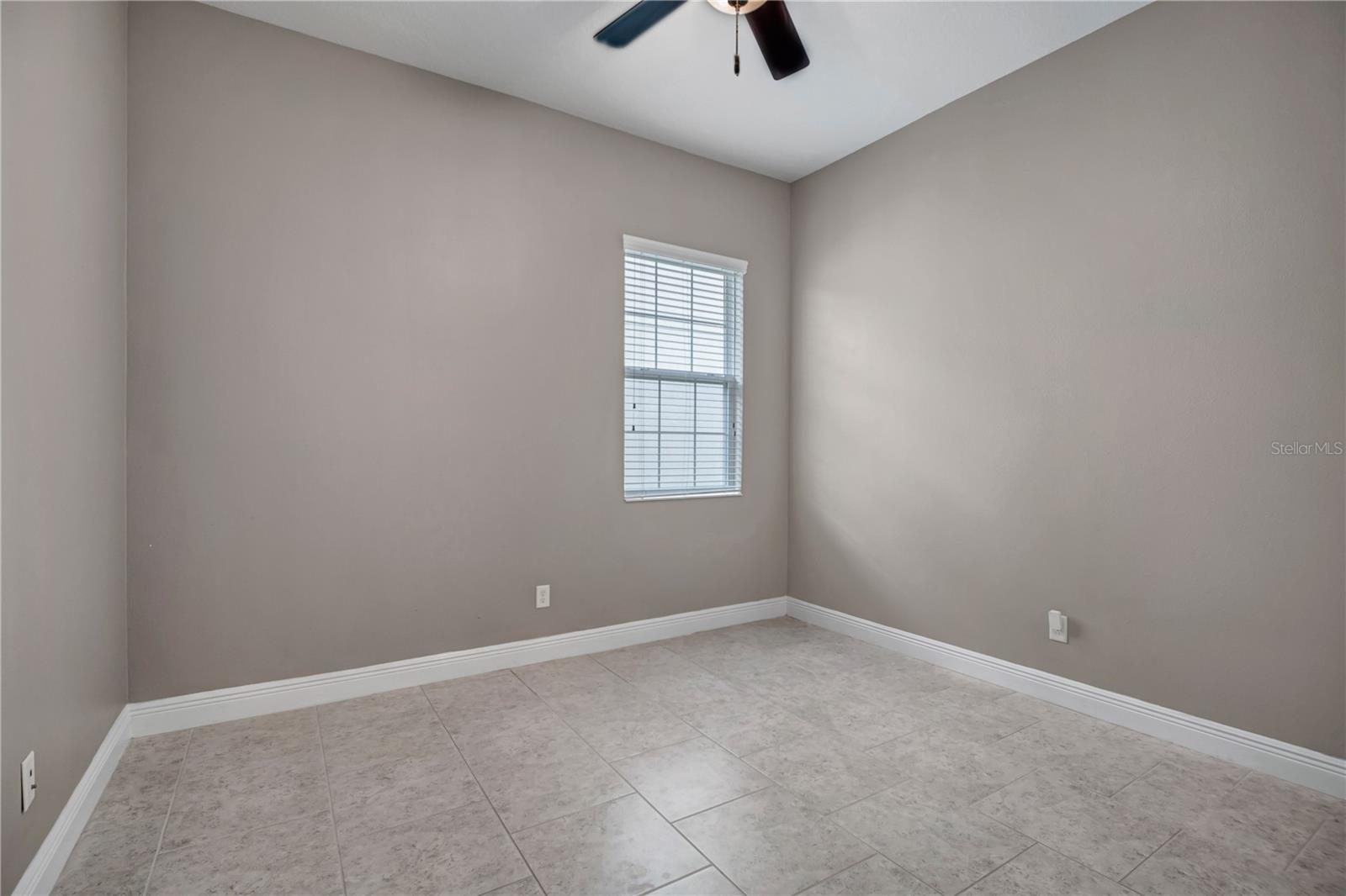 Listing photo id 45 for 32697 Natural Bridge Road