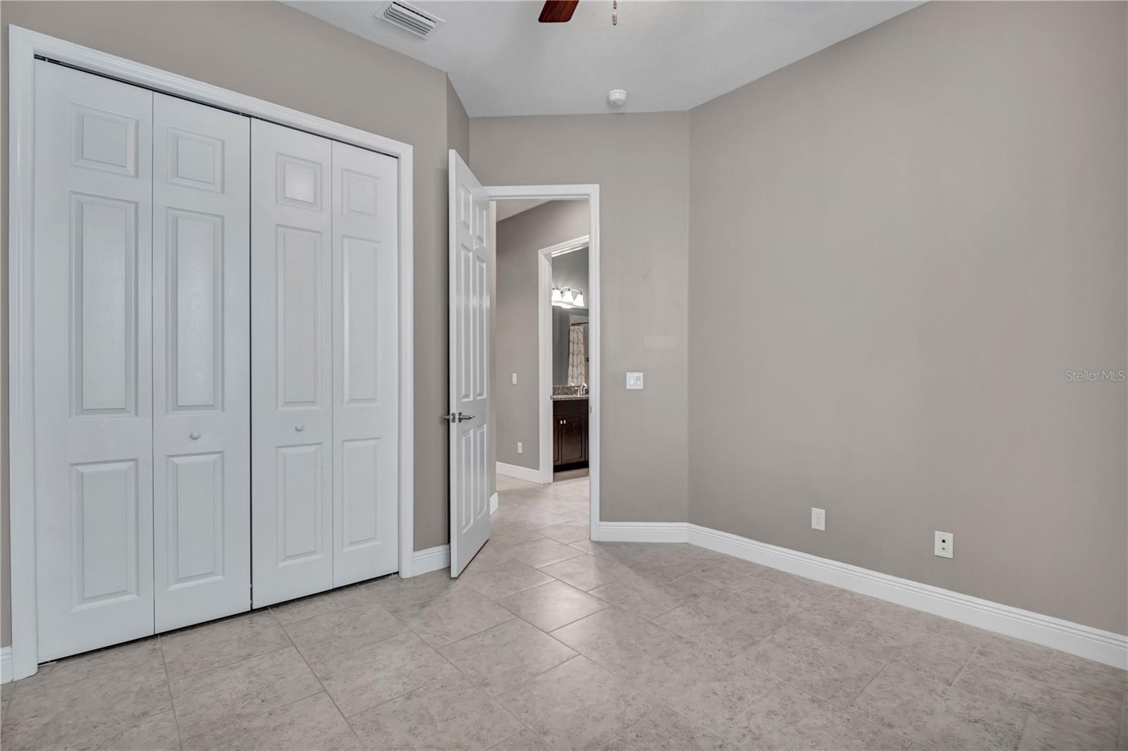 Listing photo id 46 for 32697 Natural Bridge Road