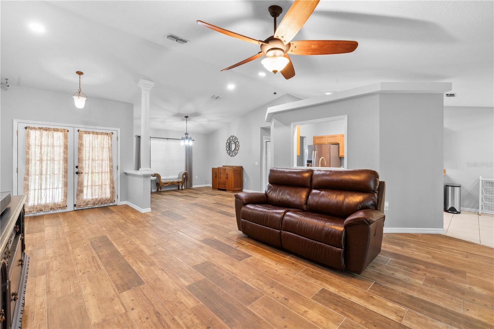 Image 11 of 43 For 10491 Joyce Drive