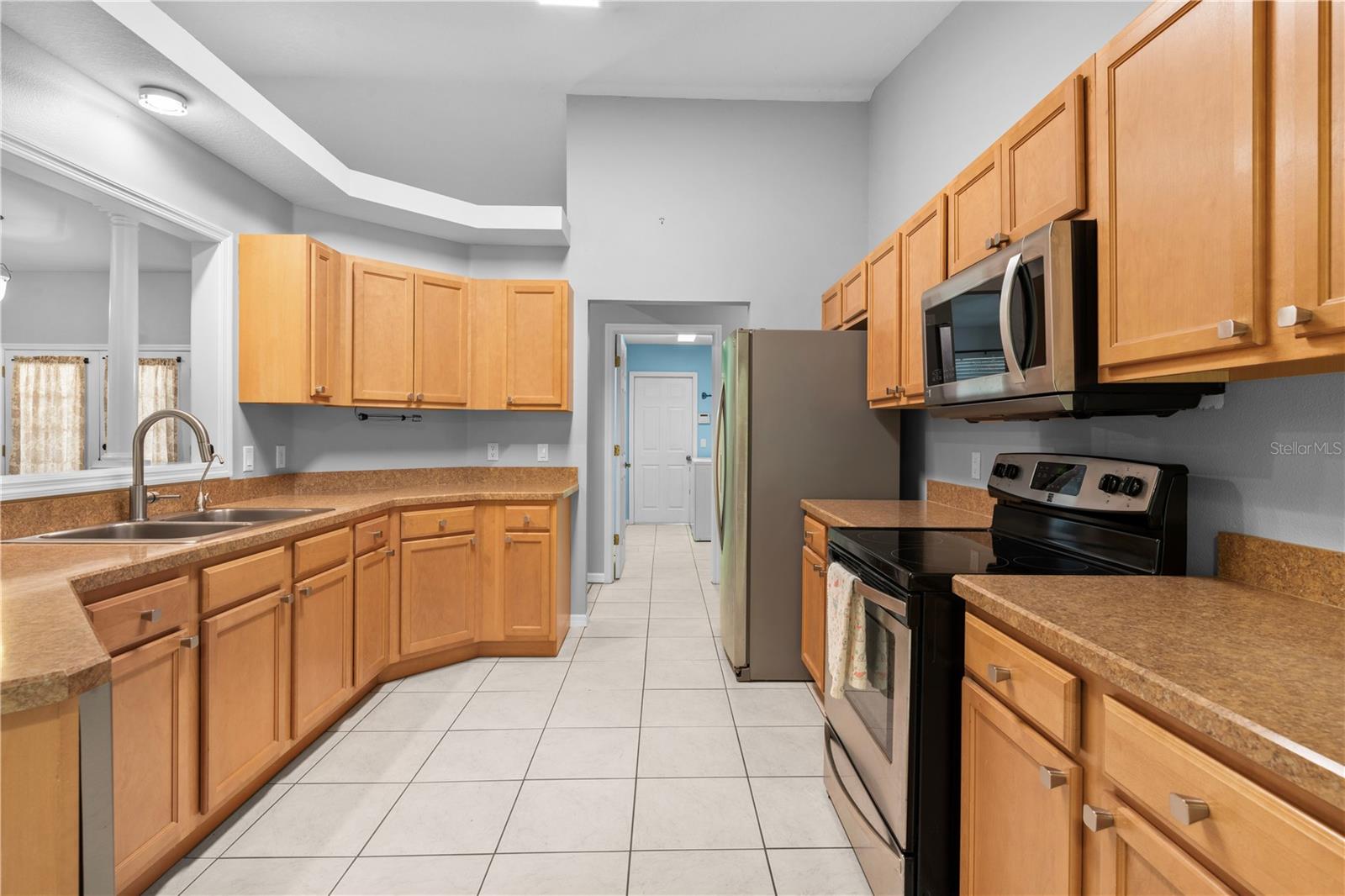 Image 14 of 43 For 10491 Joyce Drive