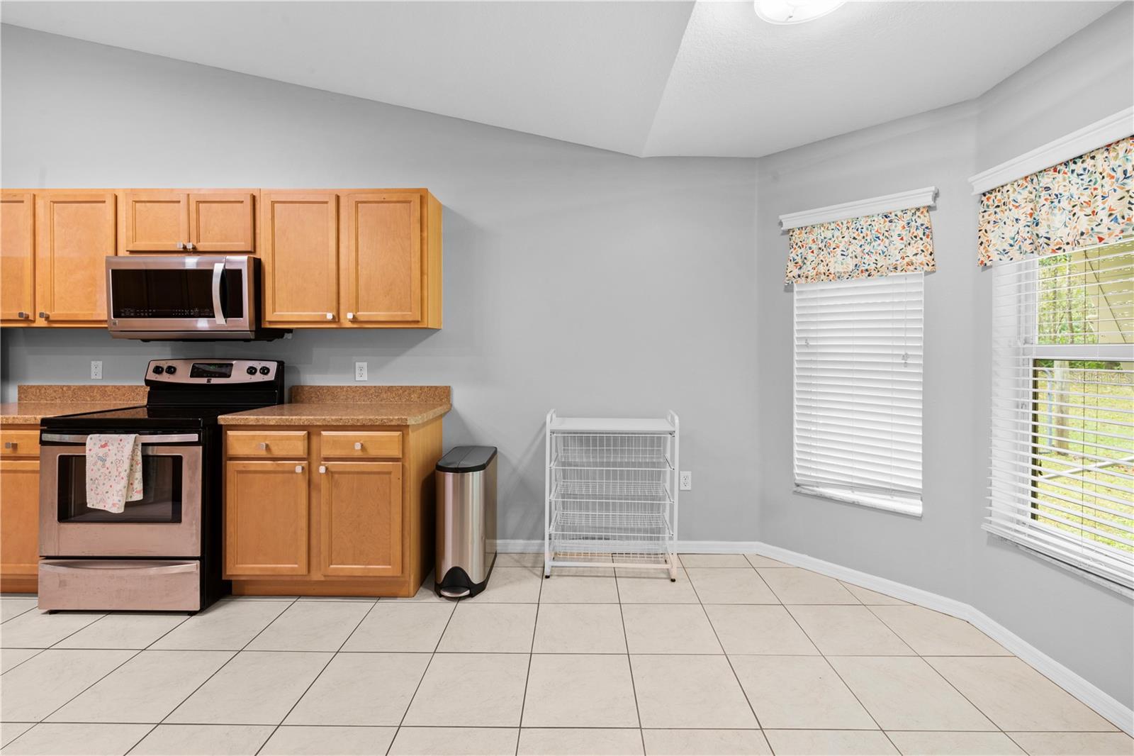 Image 16 of 43 For 10491 Joyce Drive