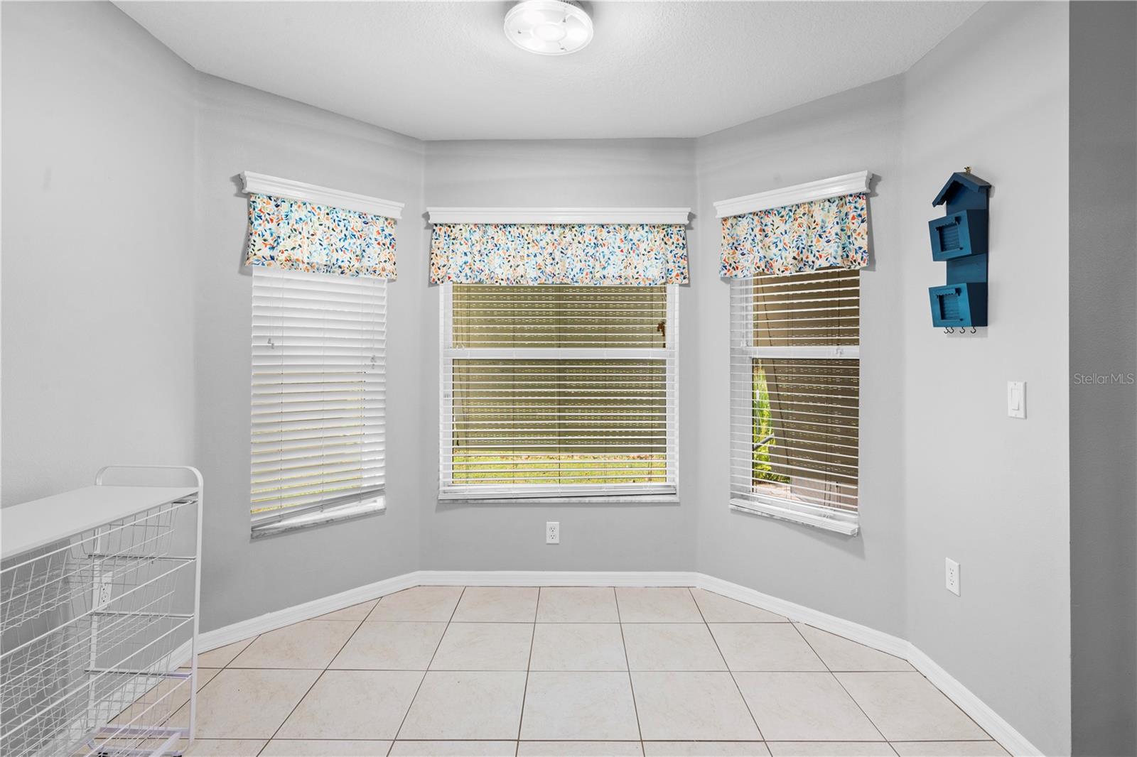 Image 17 of 43 For 10491 Joyce Drive