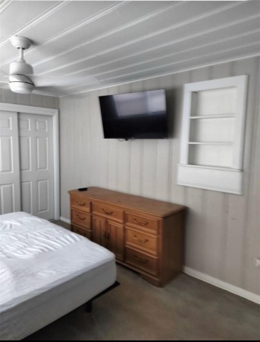 Image 14 of 19 For 2317 Bristol Avenue